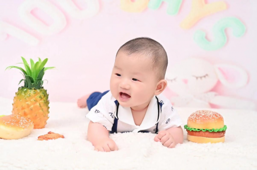 中国澳门六个多月宝宝辅食